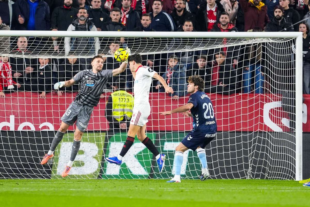 Ionutz Radu a inchis poarta in meciul cu Sevilla Nota primita