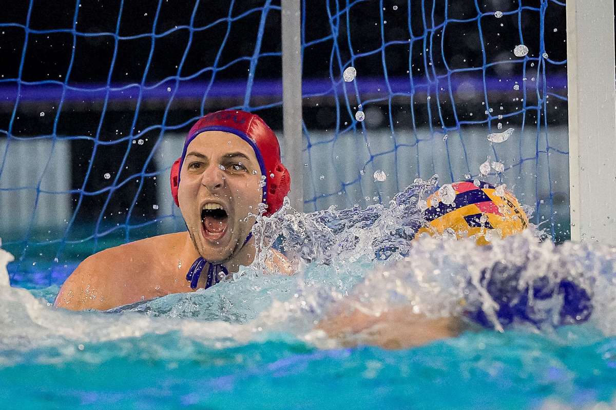 Romania a castigat la debutul Campionatului European de polo