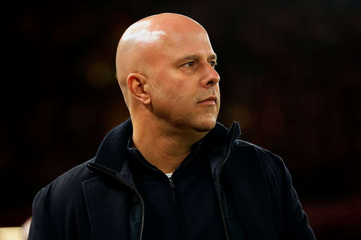 Slot cere un strop de magie in timp ce Liverpool incearca sa reduca ecartul fata de titlu