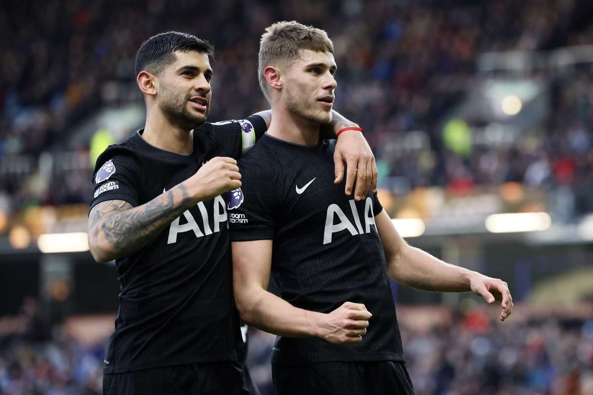 Tottenham obtine un punct in ultimele minute in fata lui Burnley Dragusin introdus pe terena in prelungiri