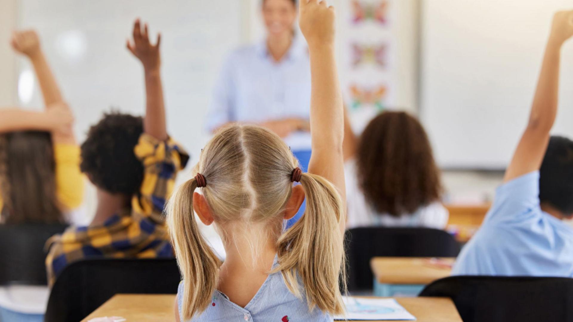 Ultima zi de vacanta elevii revin joi in scoala