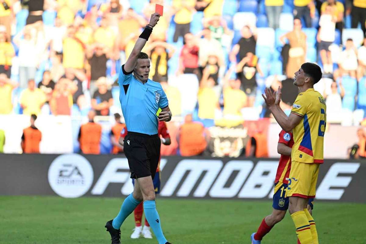 Un oland ez care l a eliminat pe Blanuta va oficia meciul Dinamo Zagreb FCSB din Europa League