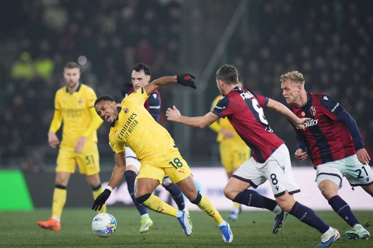 AC Milan isi mentine seria de invincibilitate si se apropie la 5 puncte de liderul Inter