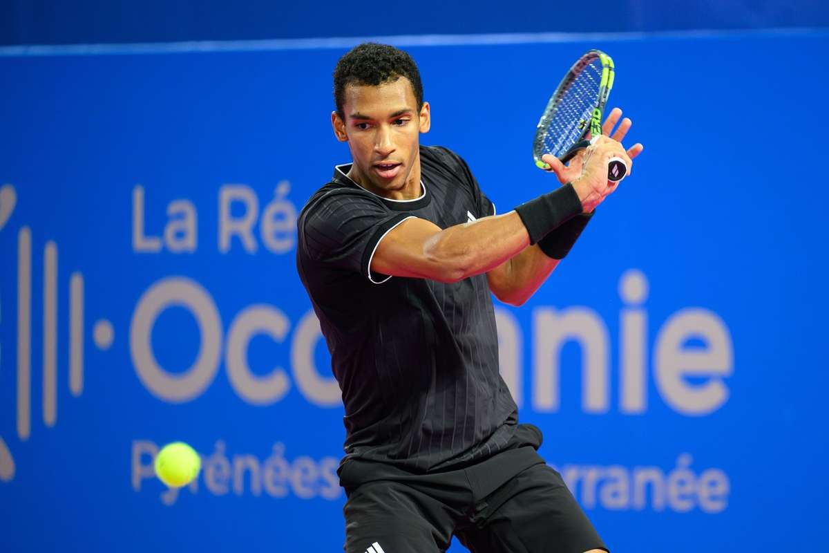 Auger Aliassime il infrunta pe Fils si se califica in semifinale la Montpellier