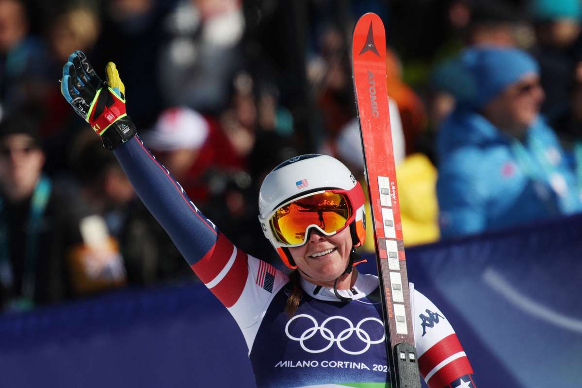 Campioana mondiala Breezy Johnson castiga proba de coborare la feminin