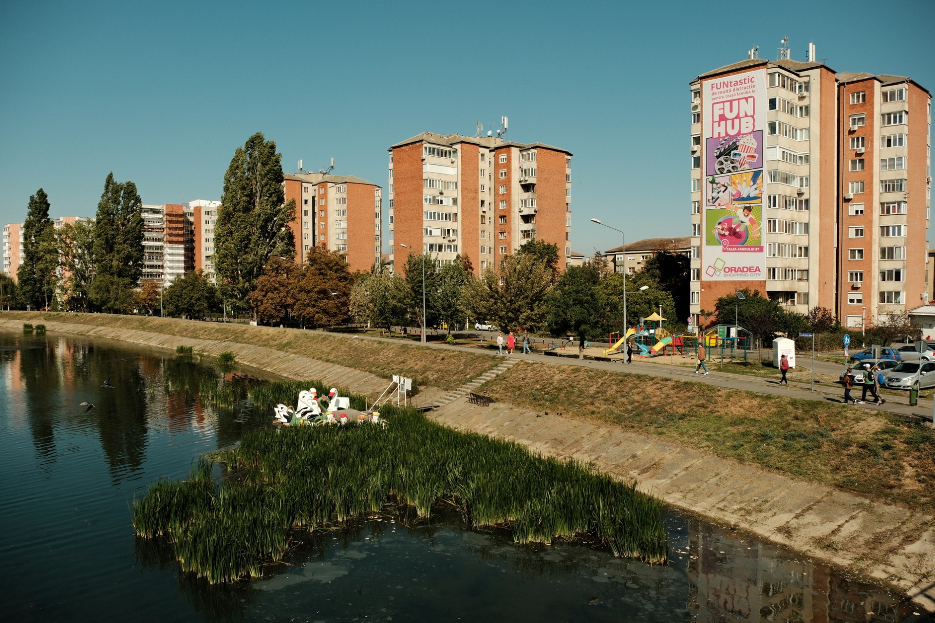 Dezvoltatorii imobiliari obligati sa furnizeze fisa completa a locuintelor inainte de semnarea contractului