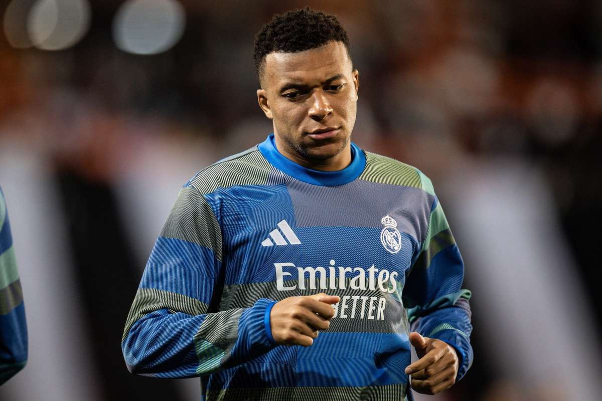 Kylian Mbappe ar putea fi pregatit pentru meciul cu Benfica Starul a revenit la antrenamente
