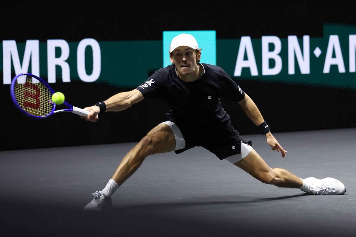 Tennis Tracker Cei doi principali favoriti se confrunta in finala de la Rotterdam Incepe turneul WTA de la Dubai