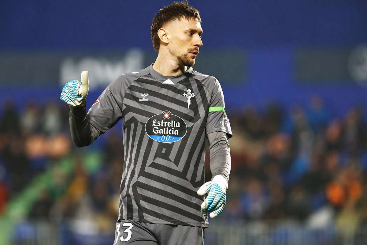 transmisie in direct cupe europene cu radu titular celta marcheaza impotriva celor de la paok fenerbahce infruntata de nottingham