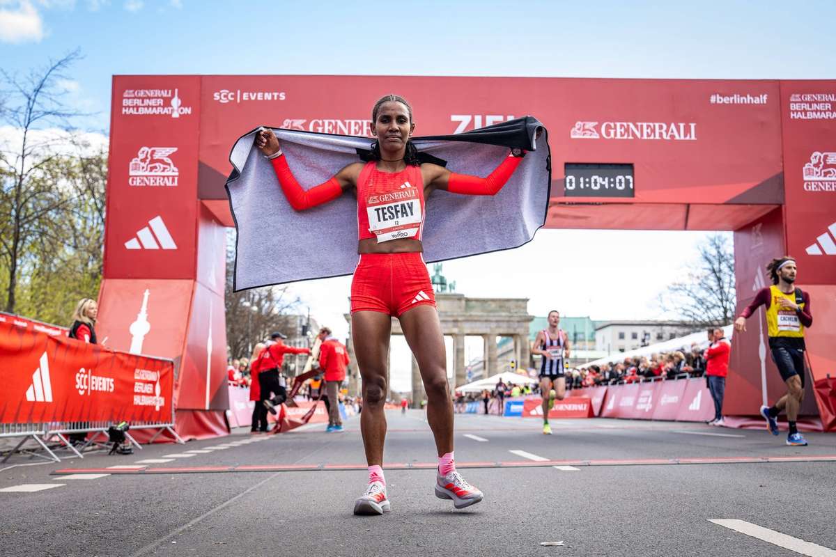 Fotyen Tesfay din Etiopia a stabilit al doilea timp din istorie la maratonul de la Barcelona