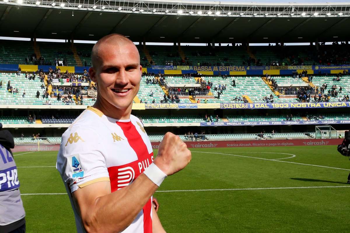 Inter Milano planuieste o mutare surpriza Un fundas din Serie A a atras atentia lui Chivu