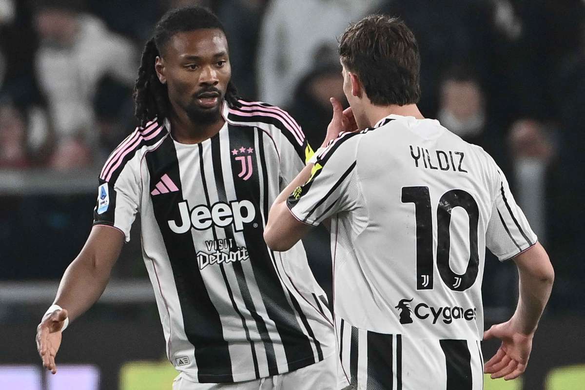Juventus marcheaza patru goluri in repriza a doua si invinge echipa lui Marius Marin