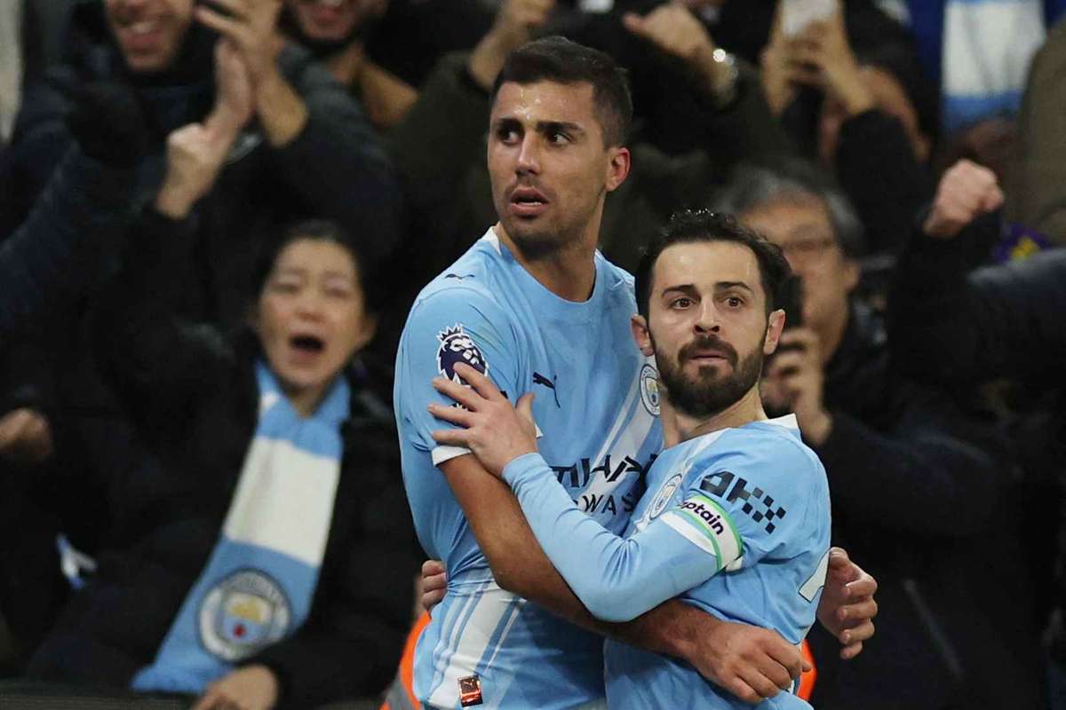 Manchester City doreste sa i extinda contractul lui Rodri in timp ce interesul pentru Anderson creste