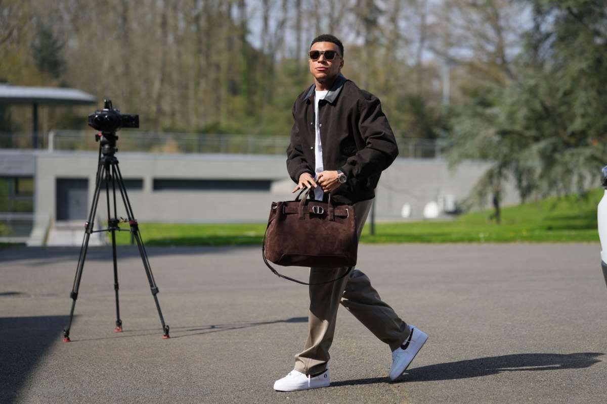 Mbappe S au facut afirmatii false despre accidentarea mea