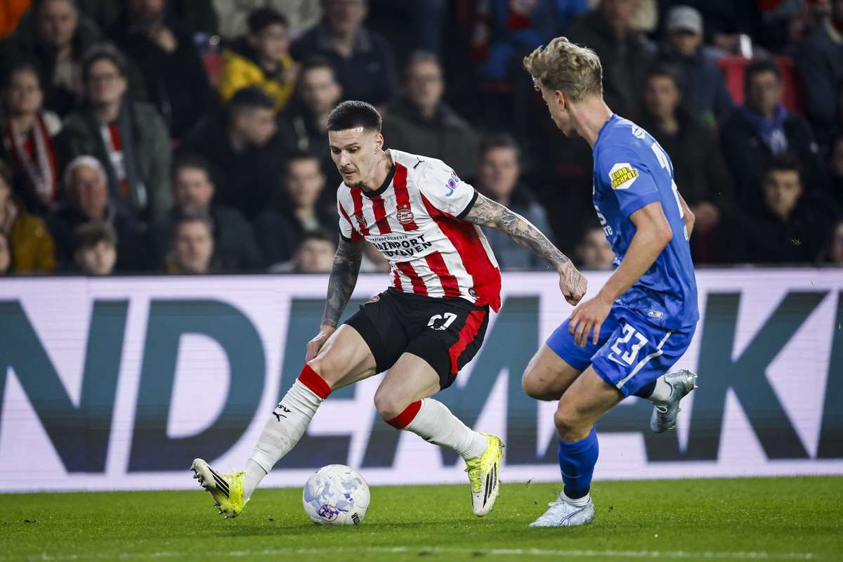 Noua victorie pentru PSV cu Dennis Man pe teran Nota acordata jucatorului roman