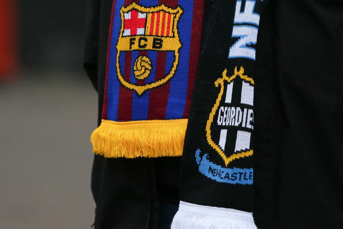 Peripetiile unui fan al Barcelonei A ajuns pe arena St James Park dar nu din Newcastle