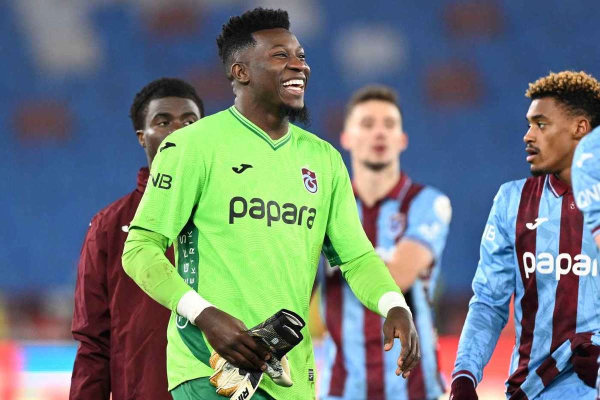 Trabzonspor isi doreste sa l transfere definitiv pe Onana insa Manchester United cere o suma exorbitanta conform turcilor