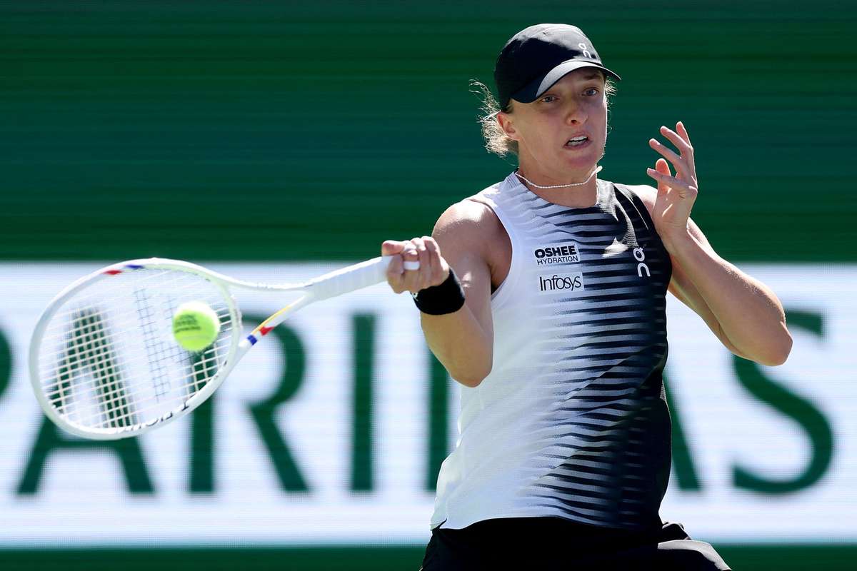 Tracker de Tenis Swiatek o invinge pe Day la Indian Wells Djokovic calificare complicata in turul 3