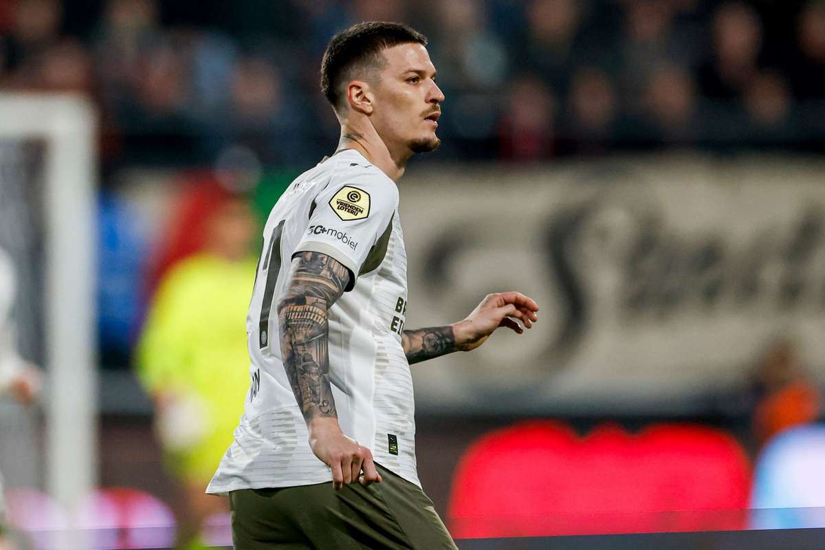 Un fost jucator de la PSV isi exprima parerea despre Dennis Man Inca prea inconsistent