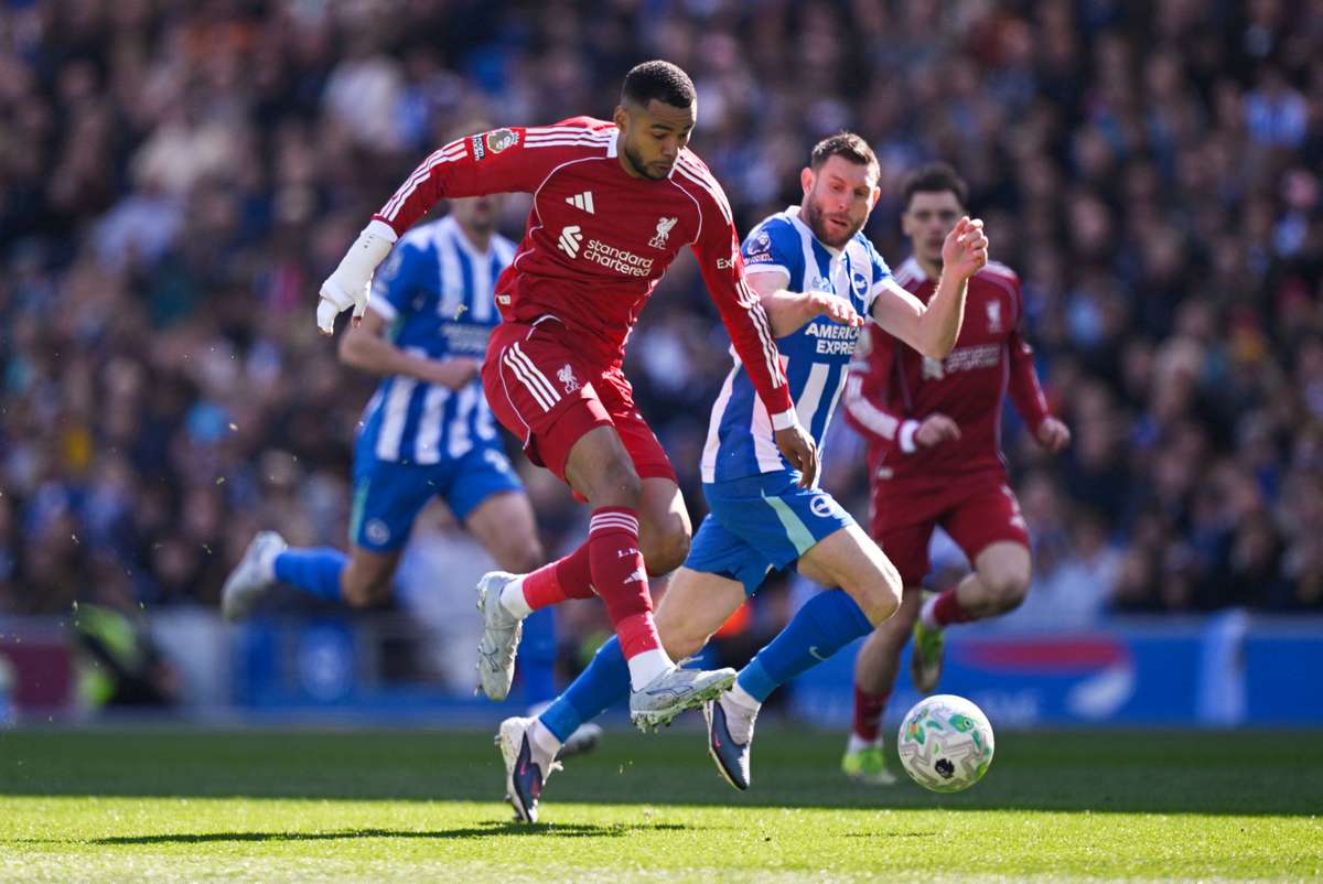 gakpo atrage atentia ca liverpool se confrunta cu o situatie dificila dupa infrangerea cu brighton