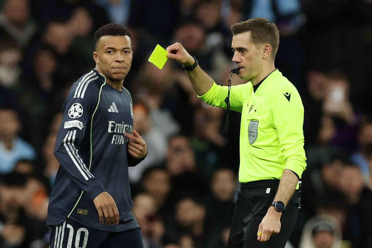 kylian mbappe si a umrit revenirea cu un cartonas galben ce il plaseaza printre jucatorii in pericol de suspendare