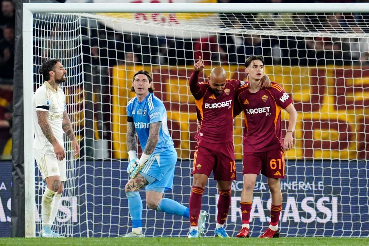 Hat trick ul lui Malen si Roma atinge noua meciuri consecutive fara infrangere acasa