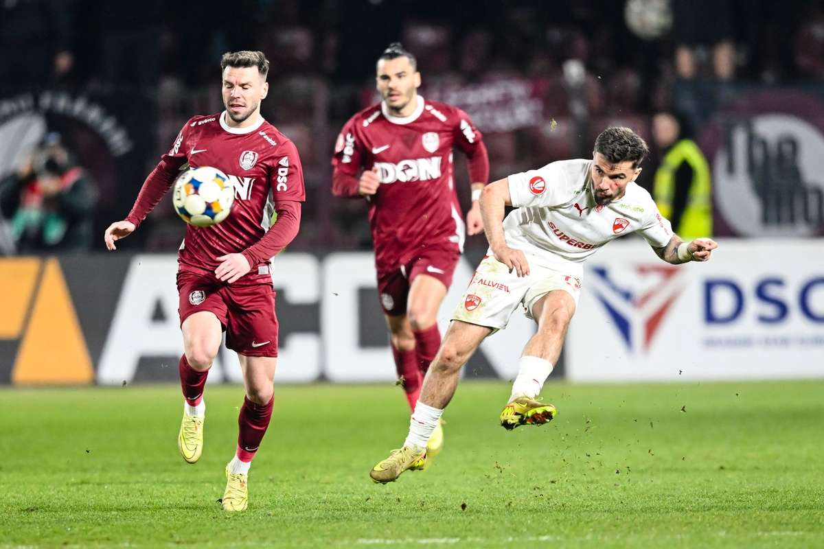 LIVE CFR Cluj Dinamo Bucuresti Cainii rosii isi doresc prima victorie in play off