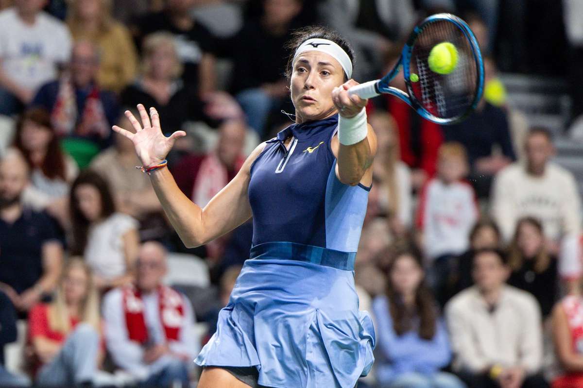 Meciul Romania Letonis din Cupa Billie Jean King suspendat din cauza ploii