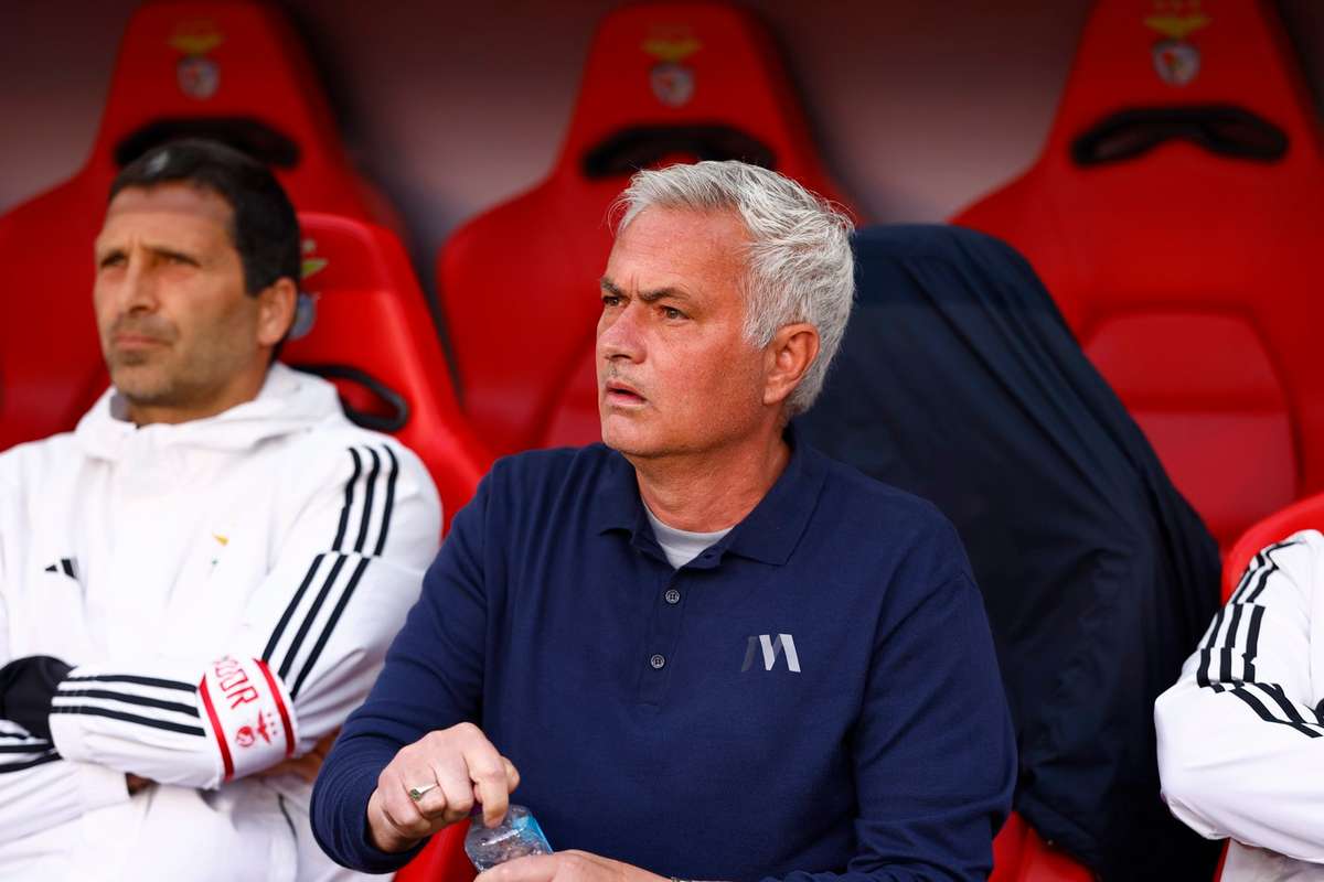 Mourinho impressionat de Chivu Comentarile portughezului despre antrenorul echipei Inter