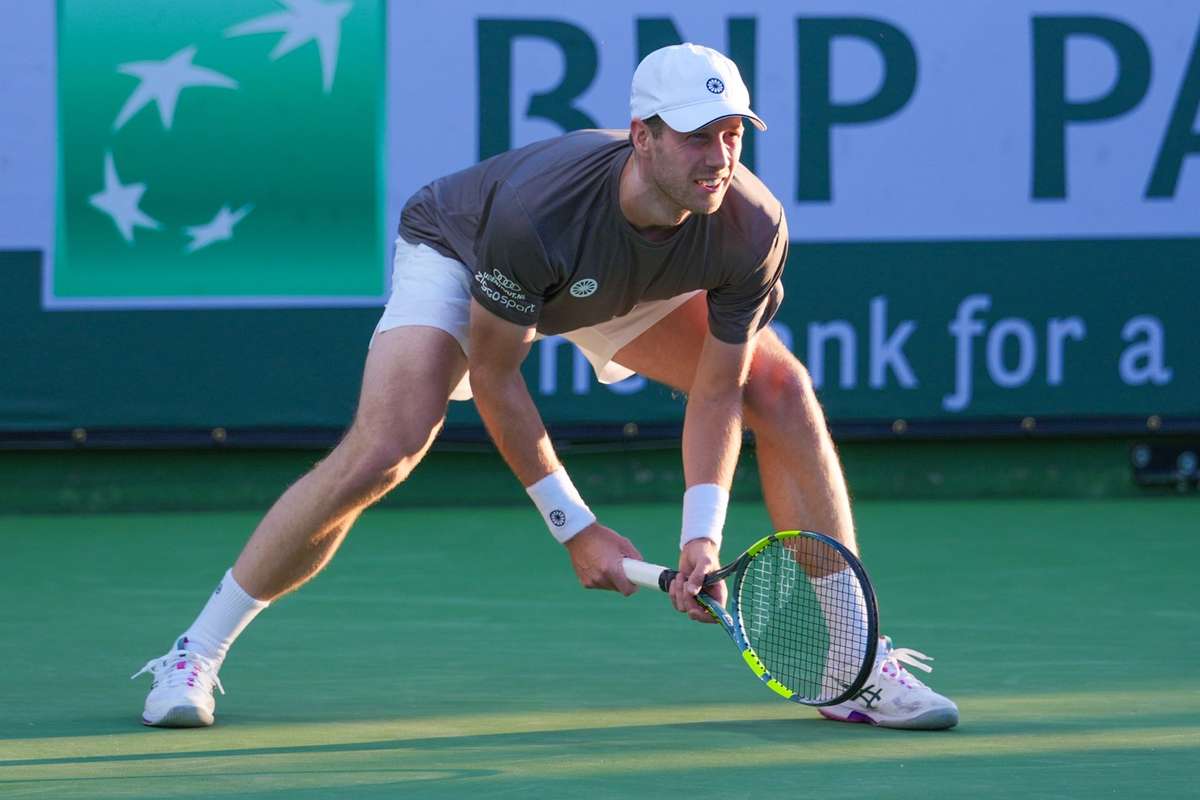 tennis tracker continua tiriac open meciul de deschidere al zilei este cel dintre shevchenko si botic van de zandschulp