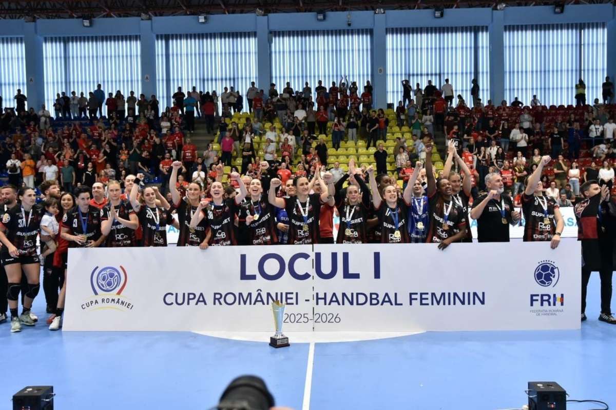 Gloria Bistrita a castigat pentru prima data Cupa Romaniei la handbal feminin