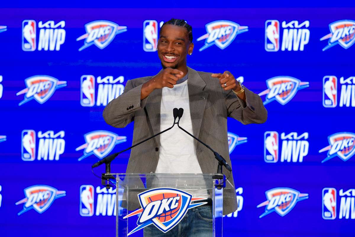 Pentru prima data in ultimii 22 de ani LeBron James nu figureaza in echipa ideala a sezonului