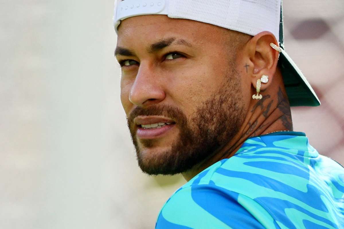 Neymar s-a antrenat pentru prima dată la Campionatul Mondial. 2 Neymar s a antrenat pentru prima data la Campionatul Mondial