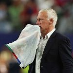 Norvegia Franta va incepe cu un moment de reculegere in memoria mamei lui Didier Deschamps