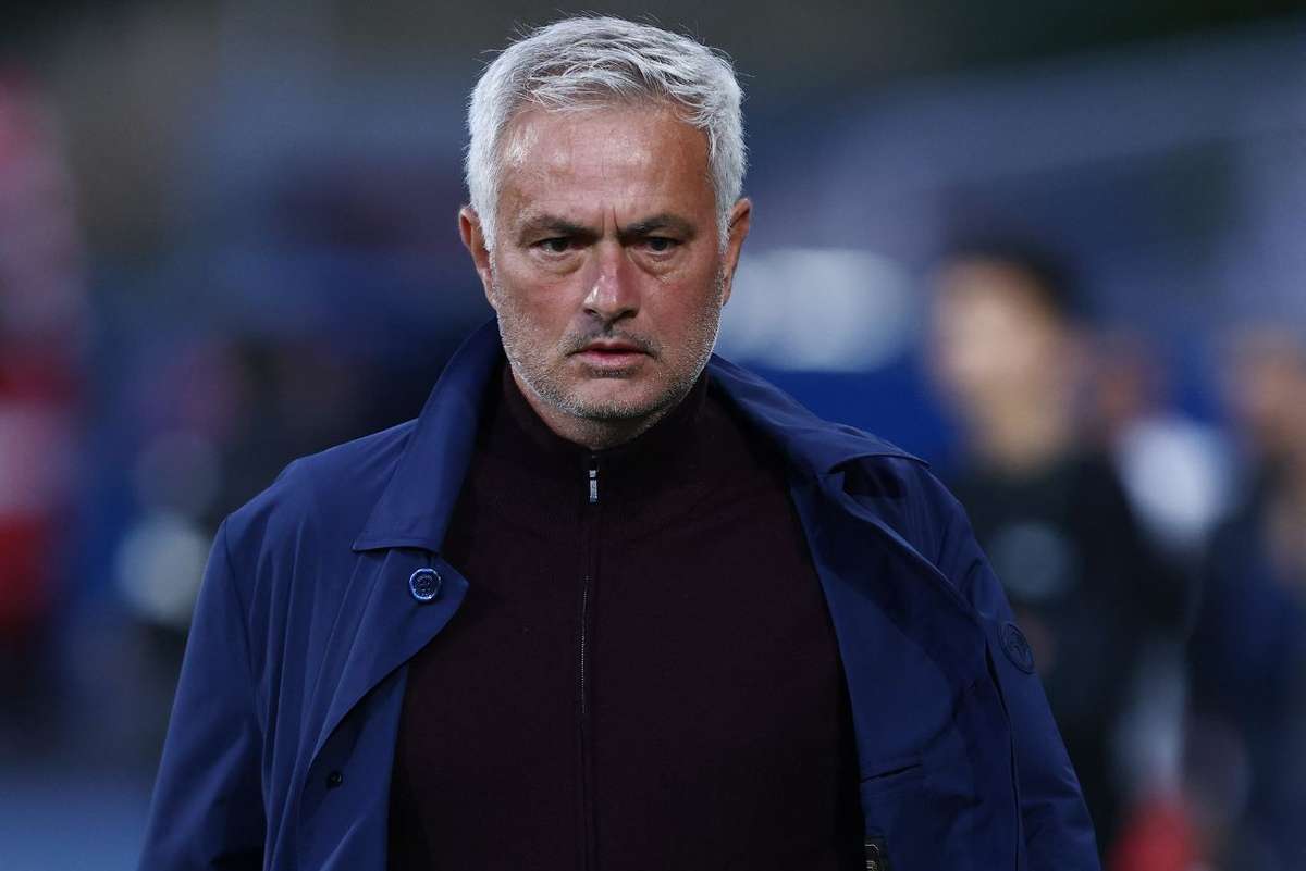 Oficial, Jose Mourinho a fost numit antrenor al echipei Real Madrid. 2 Oficial Jose Mourinho a fost numit antrenor al echipei Real Madrid