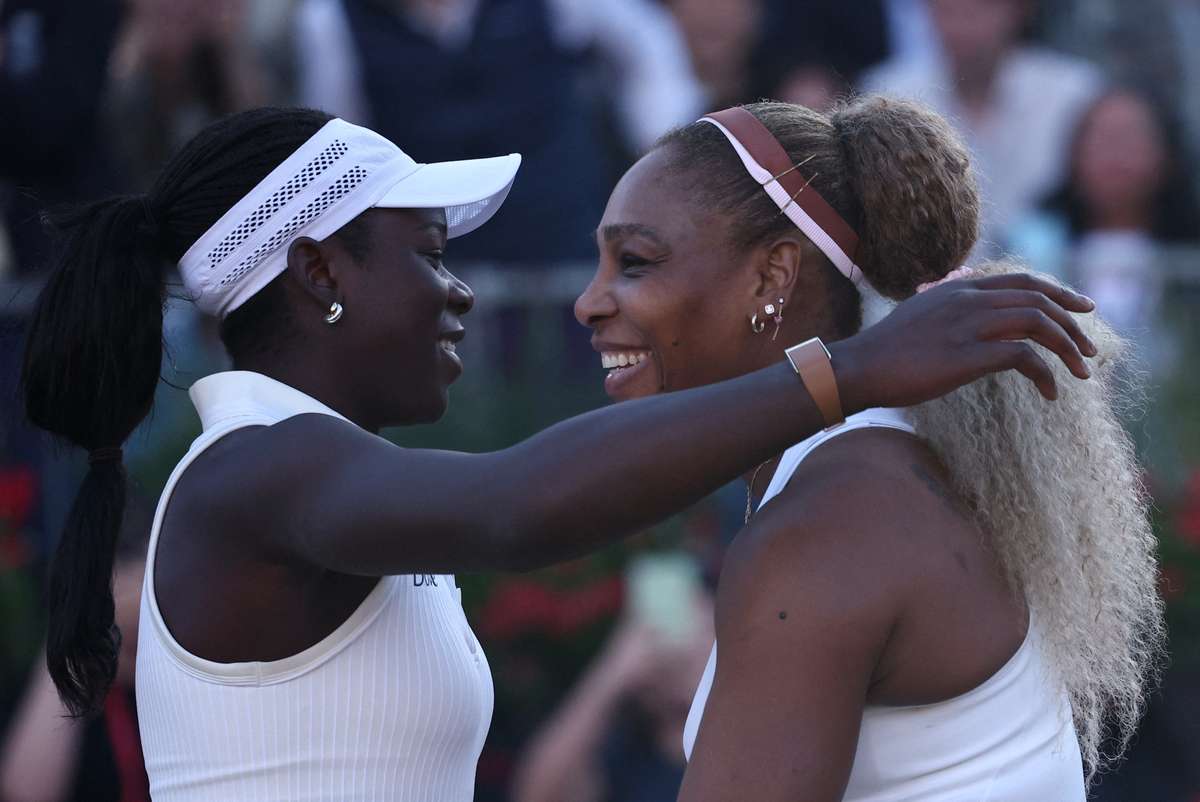 Serena Williams, nevoită să se retragă din proba de dublu de la Queen's din cauza accidentării partenerei sale Mboko 2 Serena Williams nevoita sa se retraga din proba de dublu de la Queens din cauza accidentarii partenerei sale Mboko
