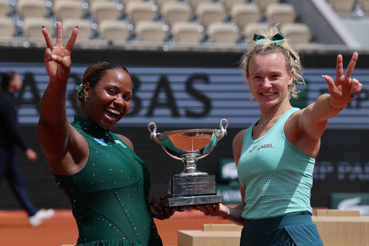 Siniakova și Townsend câștigă titlul de dublu la Roland Garros, al treilea trofeu major obținut împreună. 2 Siniakova si Townsend castiga titlul de dublu la Roland Garros al treilea trofeu major obtinut impreuna