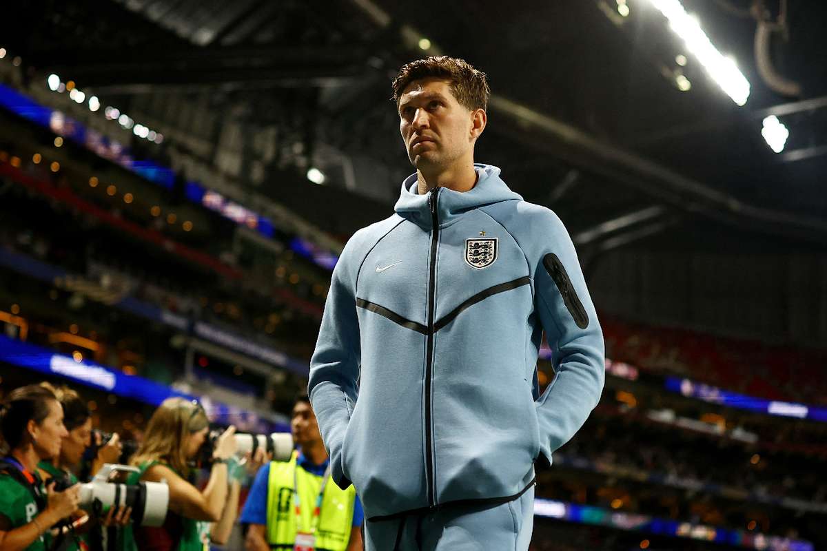 Chivu a obținut un fundaș de top! Inter Milano a anunțat transferul lui John Stones. 2 Chivu a obtinut un fundas de top Inter Milano a anuntat transferul lui John Stones