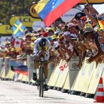 Evenepoel castiga proba de contratimp in Turul Frantei in fata lui Pogacar