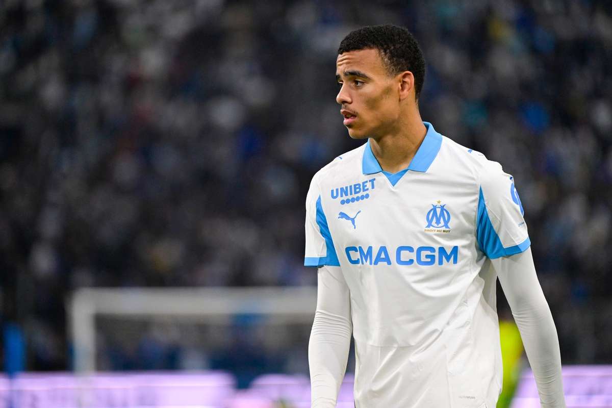 Fenerbahce a ajuns la un acord pentru transferul lui Mason Greenwood! Marseille acceptă oferta echipei turcești. 2 Fenerbahce a ajuns la un acord pentru transferul lui Mason Greenwood Marseille accepte oferta echipei turcesti