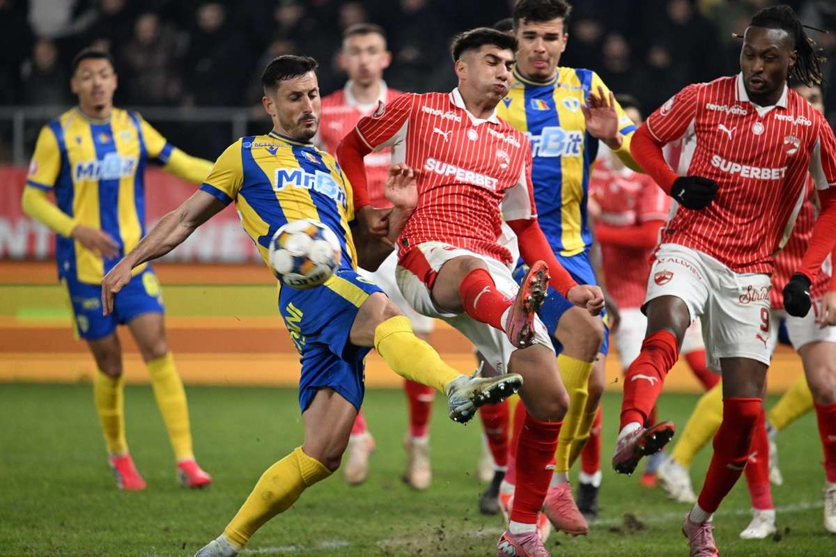 LIVE Petrolul Dinamo Cainii conduc la statistici dar ploiestenii au infaptuit momente memorabile