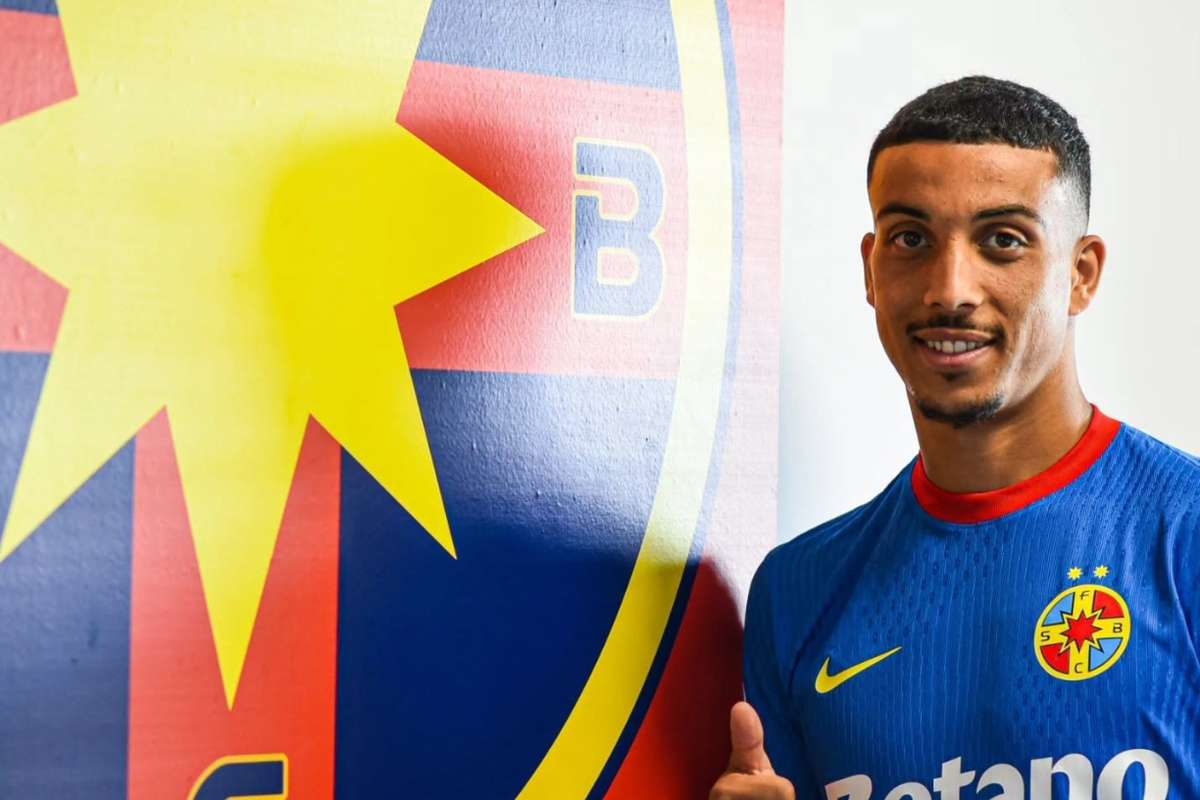 OFICIAL! FCSB a ajuns la o înțelegere cu un nou atacant: Aymen Boutoutaou, transferat de la Sochaux 2 OFICIAL FCSB a ajuns la o intelegere cu un nou atacant Aymen Boutoutaou transferat de la