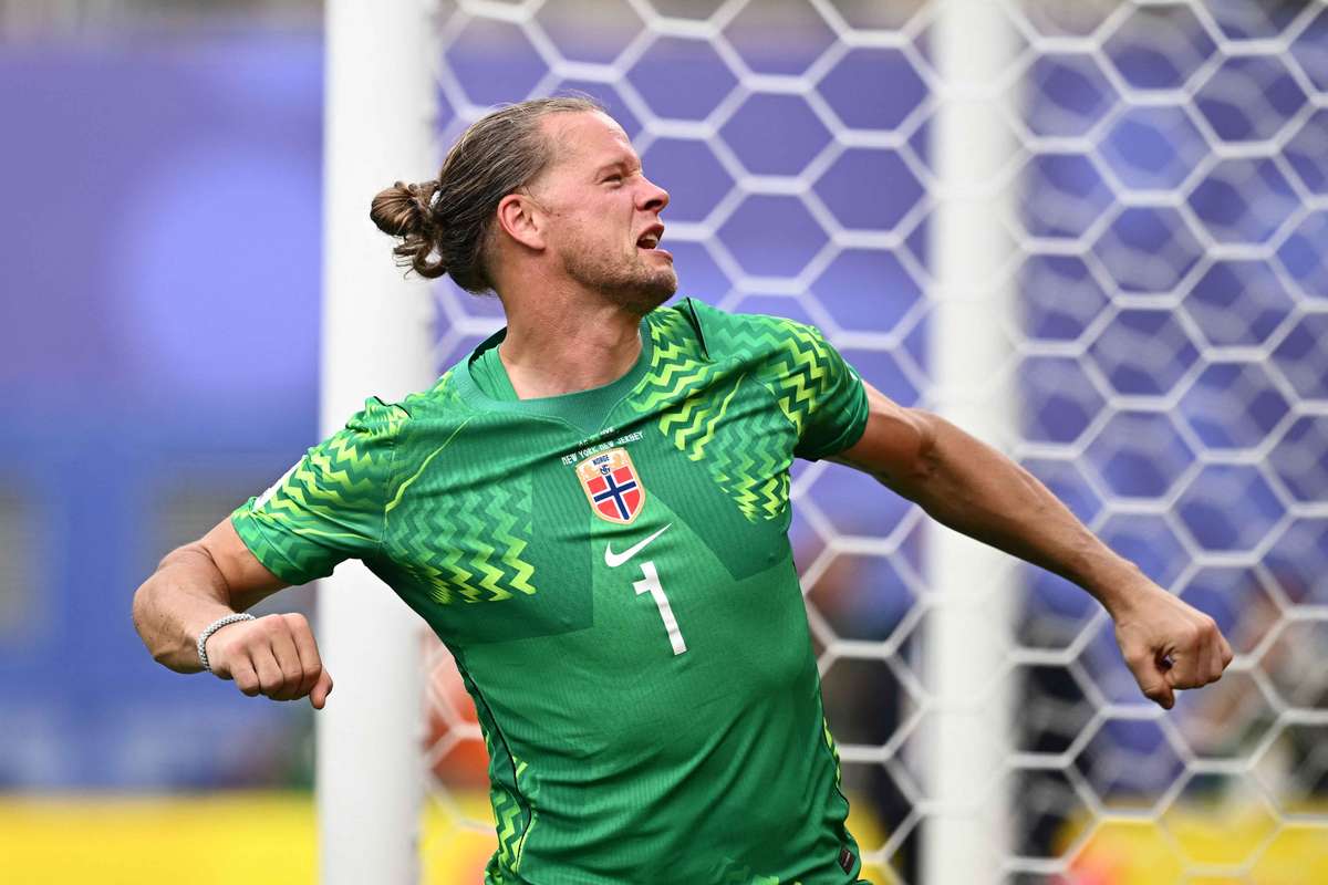 Orjan Nyland, eroul Norvegiei în meciul cu Brazilia! A apărat un penalty și a închis poarta nordicilor. 2 Orjan Nyland eroul Norvegiei in meciul cu Brazilia A aparat un penalty si a inchis poarta nordicilor