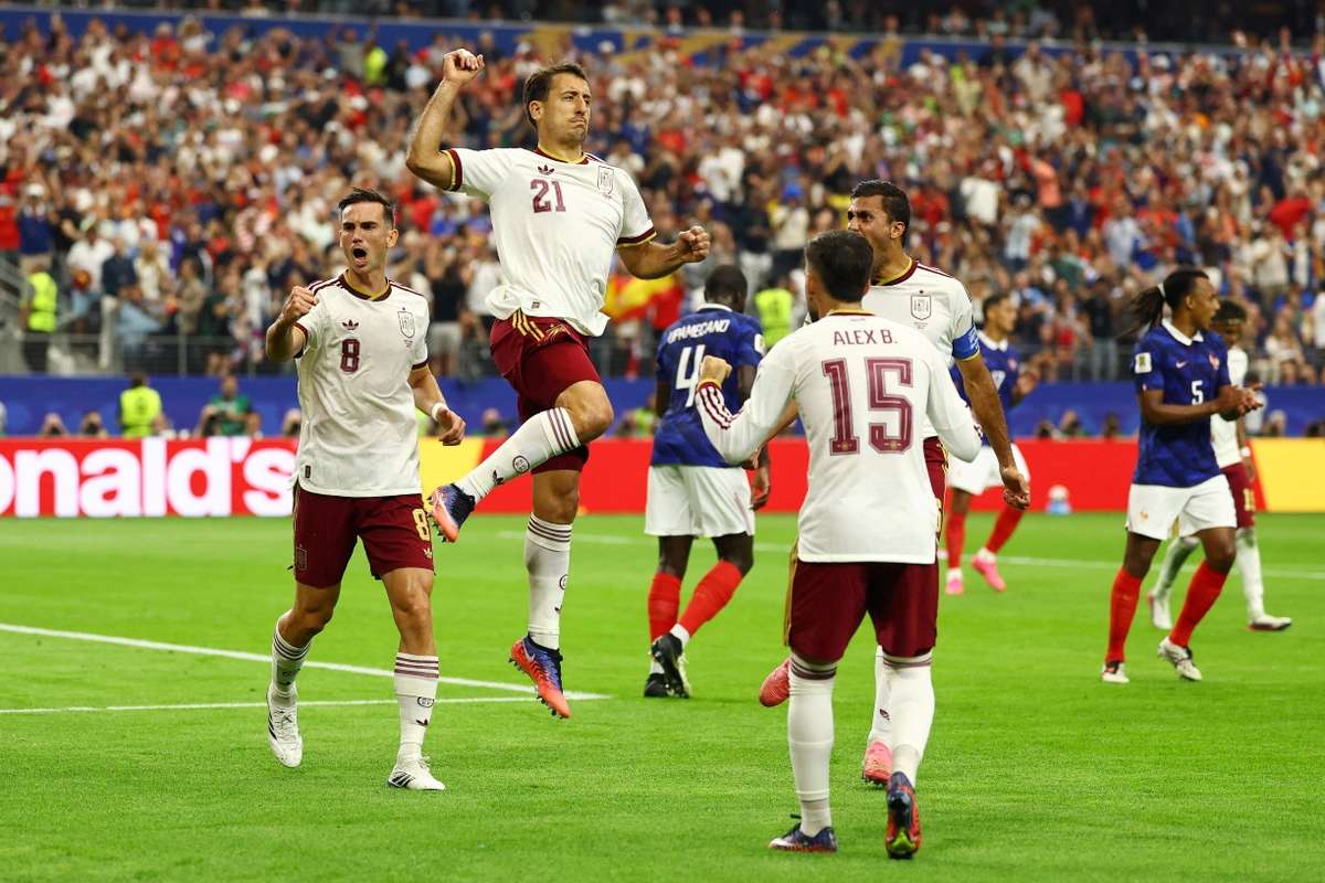 Oyarzabal continua sa seteze recorduri pentru La Roja la Cupa Mondiala