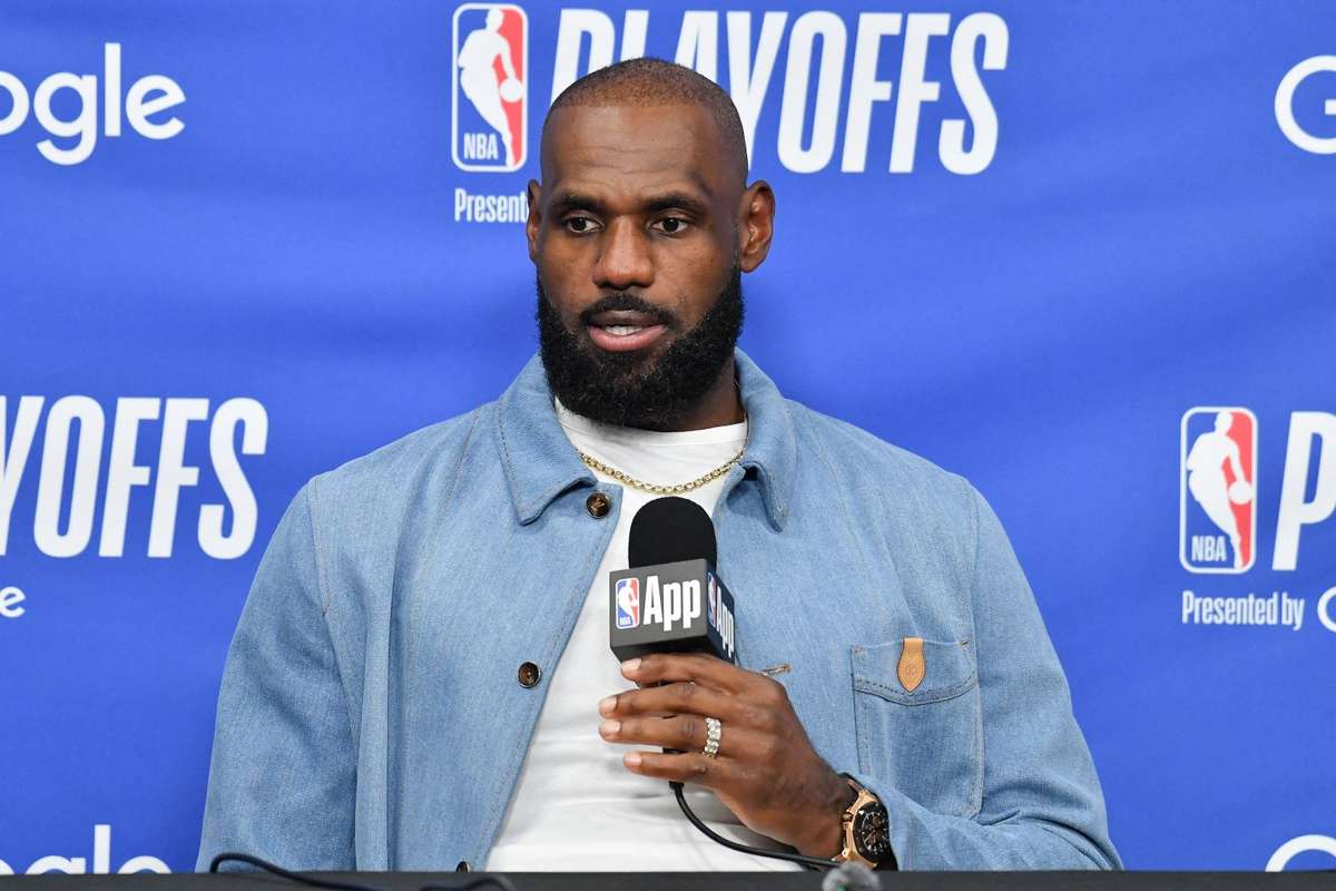 Se intoarce LeBron James la Miami Linkul conferintei de presa a generat confuzie