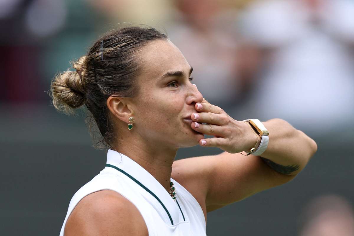 Un set fulger și un tiebreak! Sabalenka se califică în turul trei la Wimbledon. 2 Un set fulger si un tiebreak Sabalenka se califica in turul trei la Wimbledon