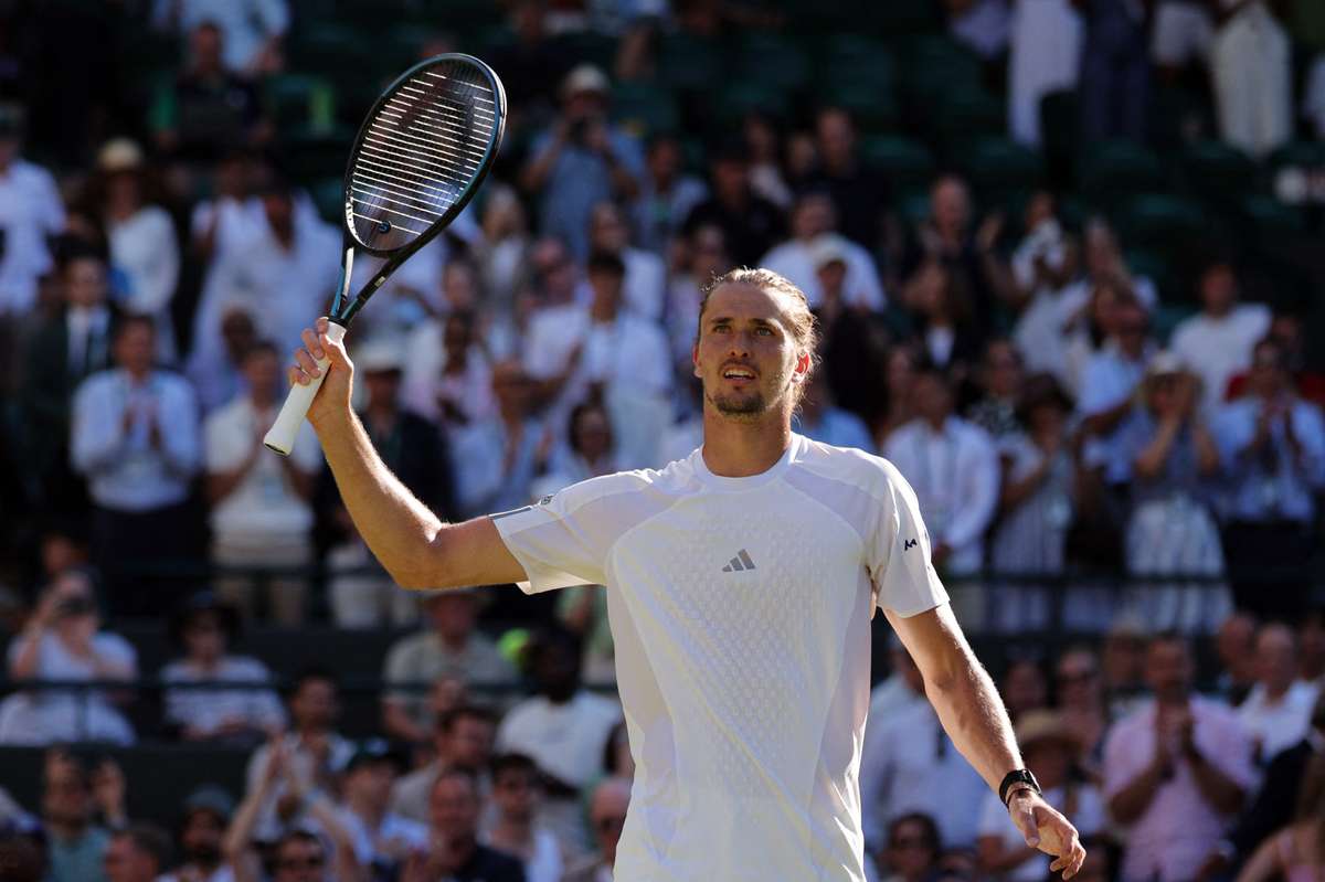 Zverev învinge fără emoții pe Giron și avansează în optimile de finală la Wimbledon 2 Zverev invinge fara emotii pe Giron si avanseaza in optimile de finala la Wimbledon