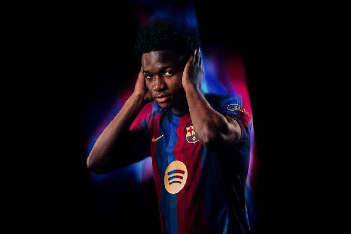 Barcelona oficializează transferul tânărului talent belgian Jesse Bisiwu. 2 Barcelona oficializeaza transferul tanarului talent belgian Jesse Bisiwu