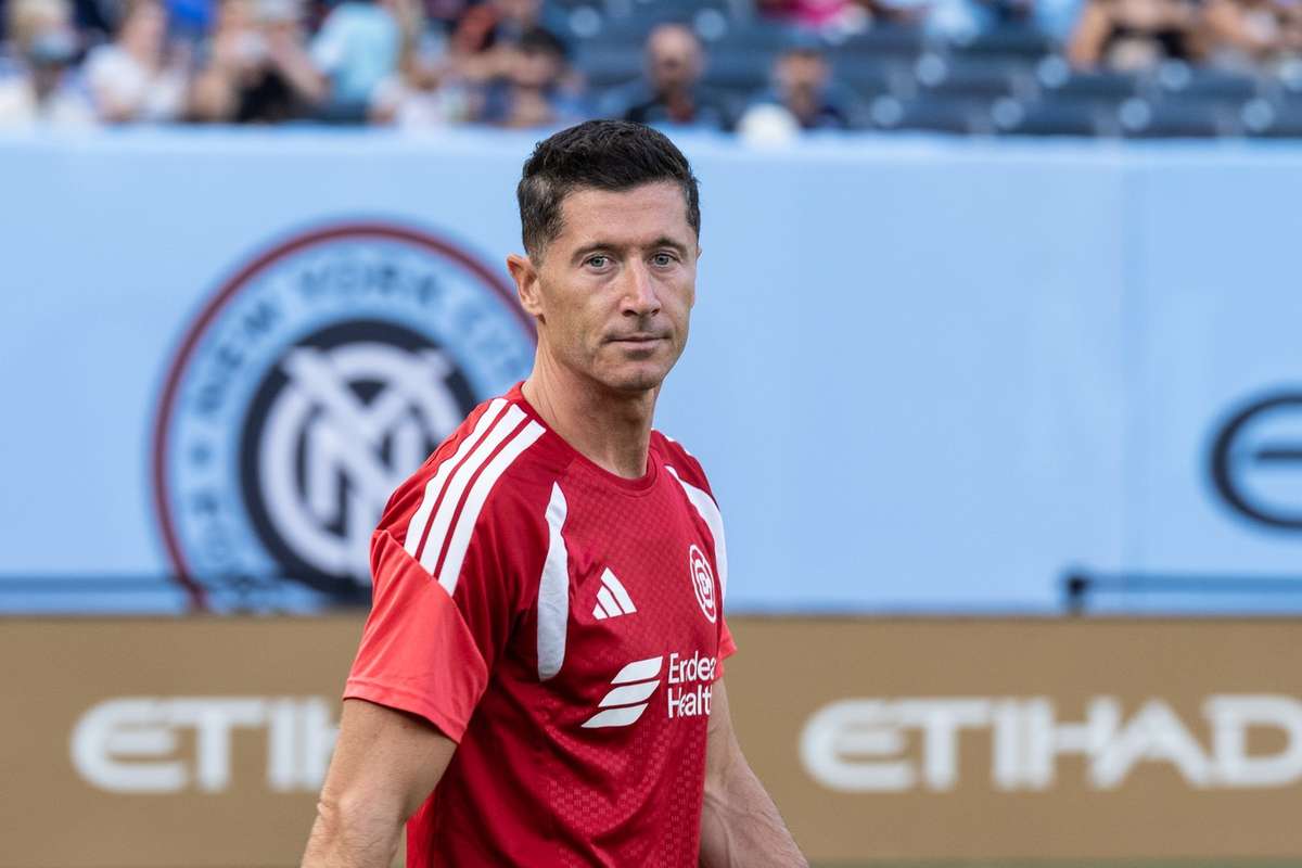 Dubl n primul meci n faa fanilor din Chicago Lewandowski juctorul etapei n MLS