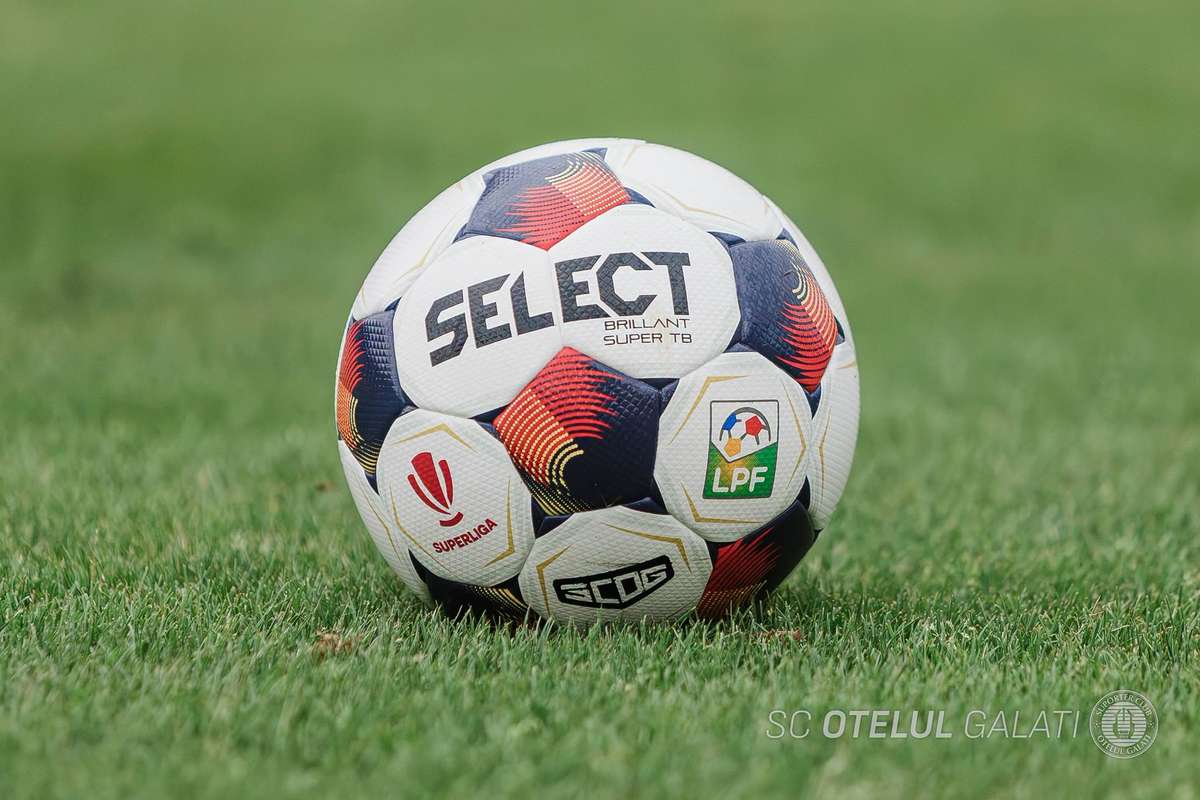 Mingea oficiala utilizata in Superliga Romaniei